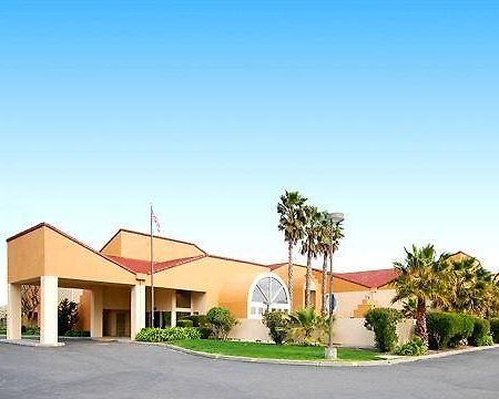 Quality Inn & Suites Вакавилл Экстерьер фото