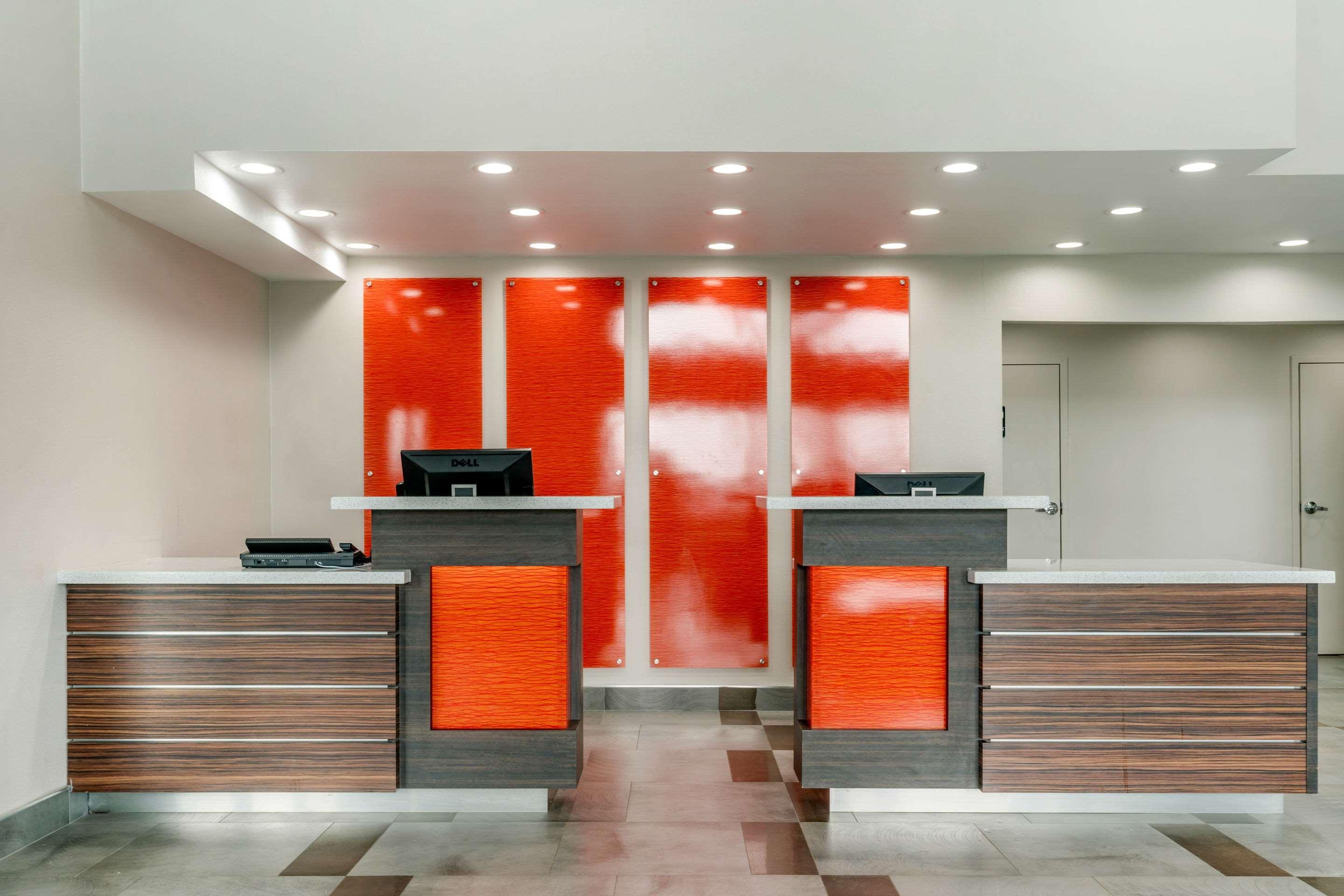Quality Inn & Suites Вакавилл Экстерьер фото