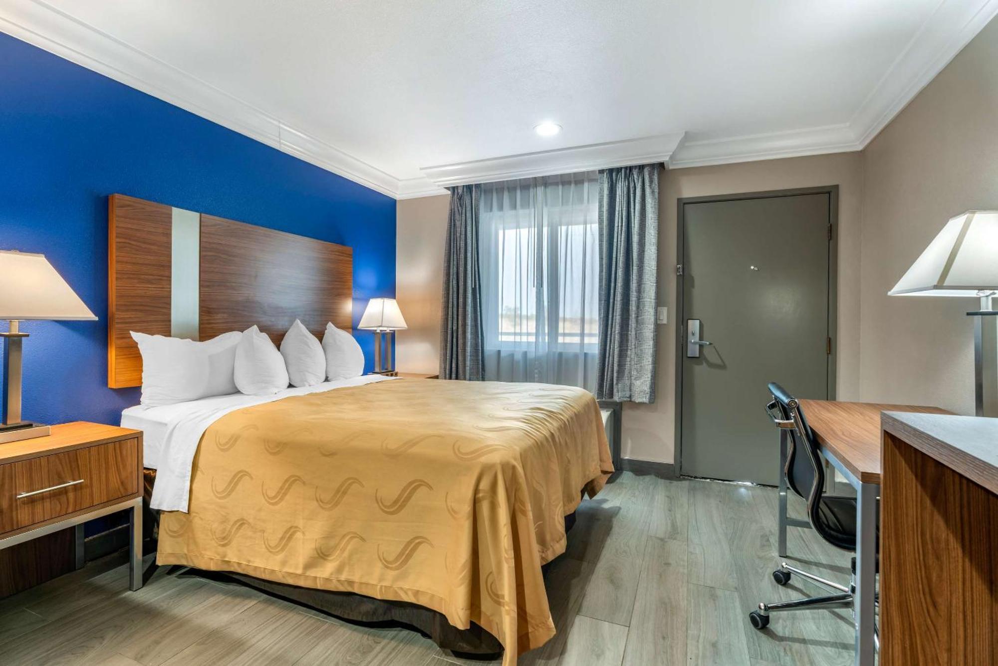 Quality Inn & Suites Вакавилл Экстерьер фото