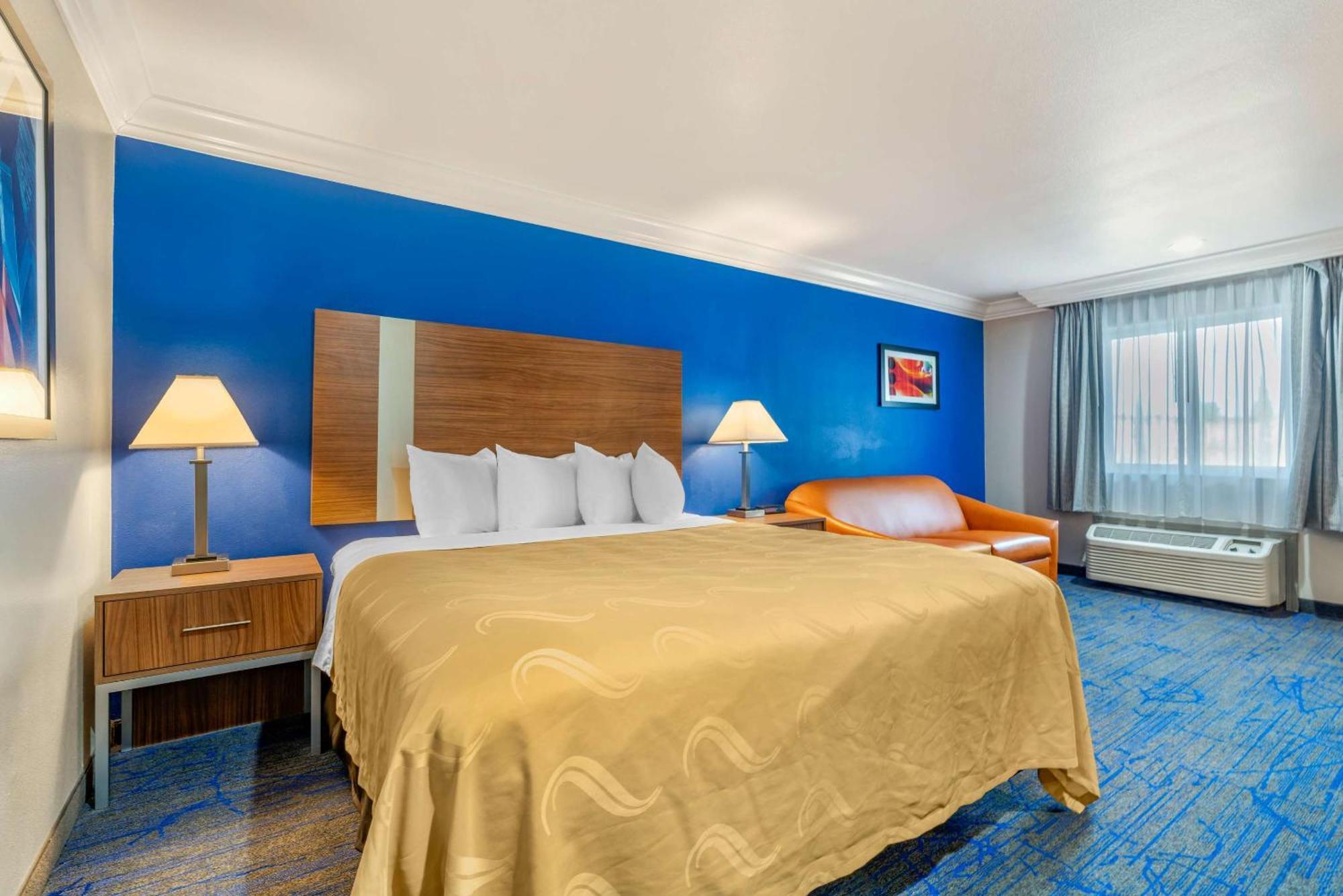 Quality Inn & Suites Вакавилл Экстерьер фото